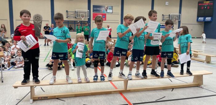 Turniersieg in Wutha-Farnroda: F-Jugend feiert den Titel-Hattrick!